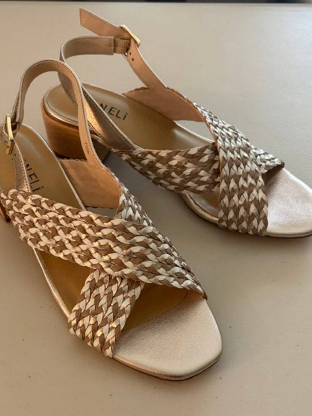Woven mid heel white and metallic